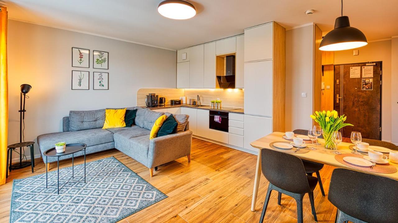 Apartament Pod Stogiem Izerskim - 5D Apartamenty Сверадув-Здруй Экстерьер фото