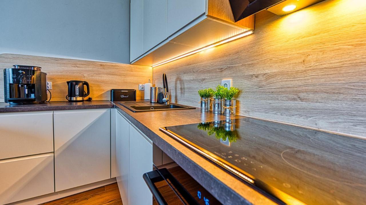 Apartament Pod Stogiem Izerskim - 5D Apartamenty Сверадув-Здруй Экстерьер фото